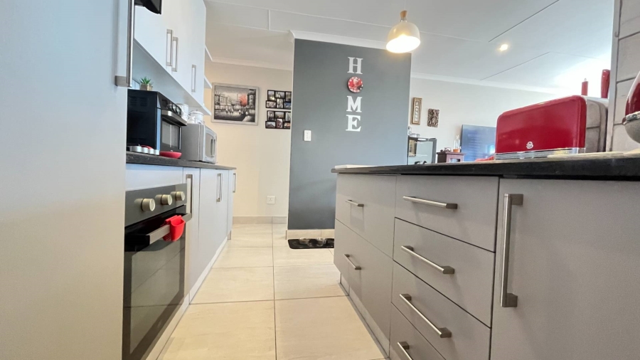 3 Bedroom Property for Sale in Island View Western Cape